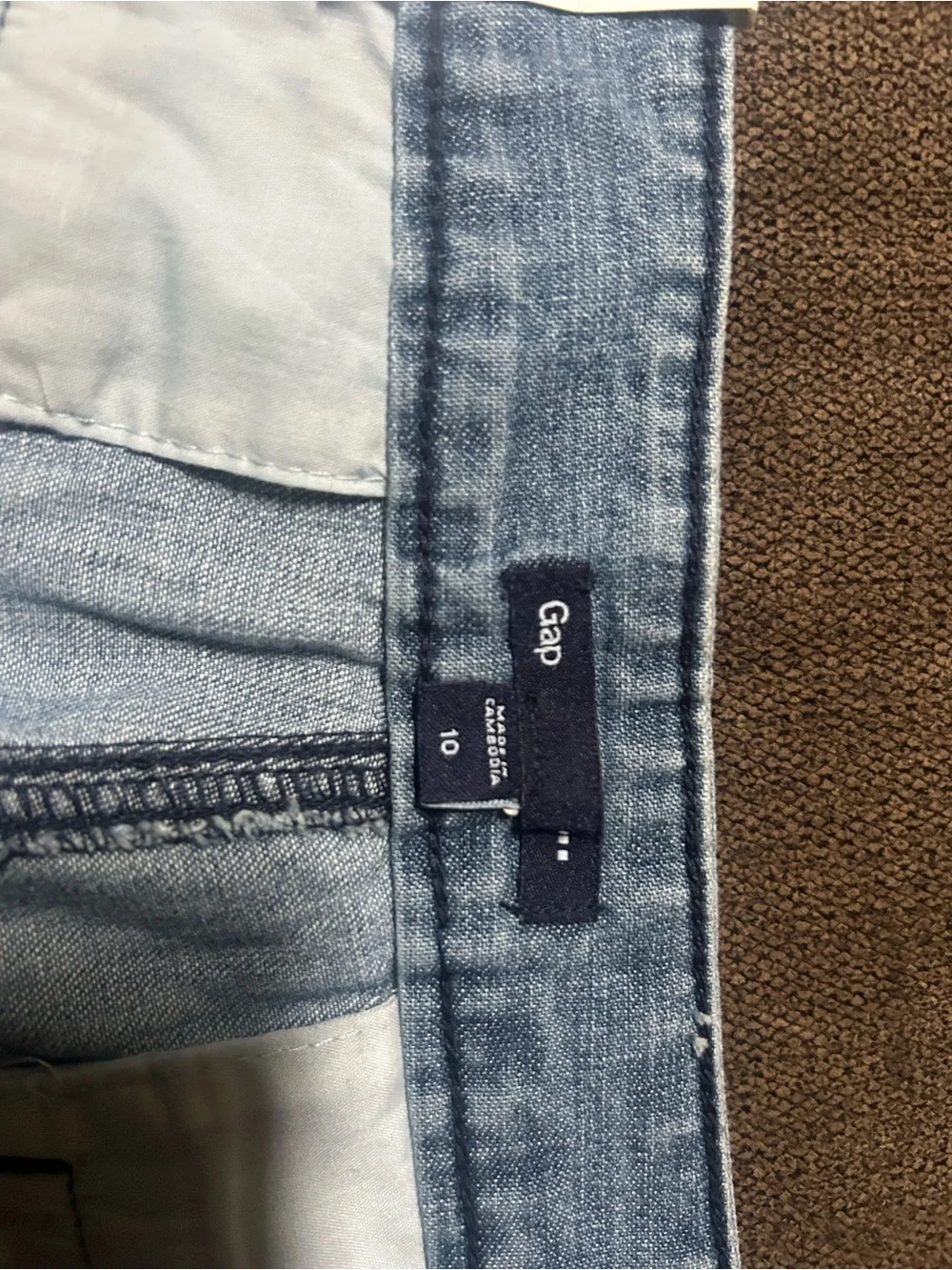 GAP Light Blue Chambray Women’s Jean Shorts